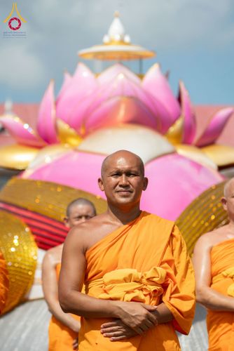 ภาพ No.211448:วันอาทิตย์ที่ 16 มีนาคม พ.ศ. 2568 ธรรมยาตราอัญเชิญพระบรมสารีริกธาตุ รอบเมืองปัตตานี ประดิษฐาน ณ ปทุมเจดีย์ เจดีย์พระพุทธเจ้า 5 พระองค์  ศูนย์อบรมเยาวชนปัตตานี