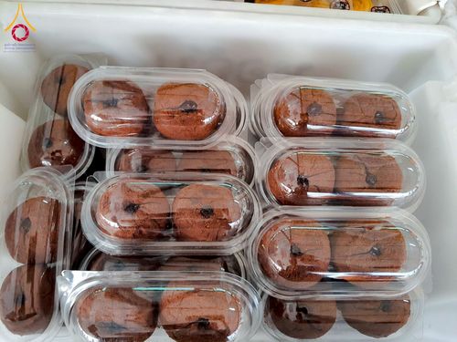 ภาพ No.197000:พิธีถวายภัตตาหารเป็นสังฆทาน แด่พระธรรมยาตรา ณ วัดโบสถ์(บน) ตำบลบางคูเวียง อำเภอบางกรวย จังหวัดนนทบุรี ในโครงการธรรมยาตรา กตัญญูบูชา มหาปูชนียาจารย์ พระมงคลเทพมุนี(สด จนฺทสโร) พระผู้ปราบมาร อนุสรณ์สถาน 7 แห่ง ปีที่ 13 วันที่ 18 มกราคม พ.ศ. 2568