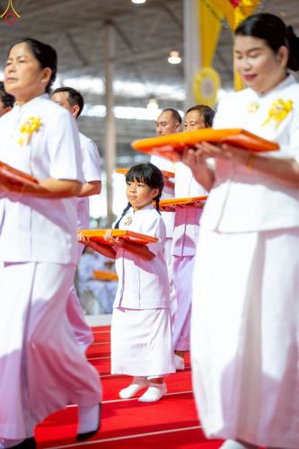 ภาพ No.240778:วันพุธที่ 27 สิงหาคม พ.ศ. 2568 พิธีทอดผ้าป่าเพื่อสร้างอาคาร  82 ปี หลวงพ่อธัมมชโย สมทบกฐินวัดพระธรรมกาย และกฐิน 30,000 วัดทั่วประเทศ ครั้งที่ 1