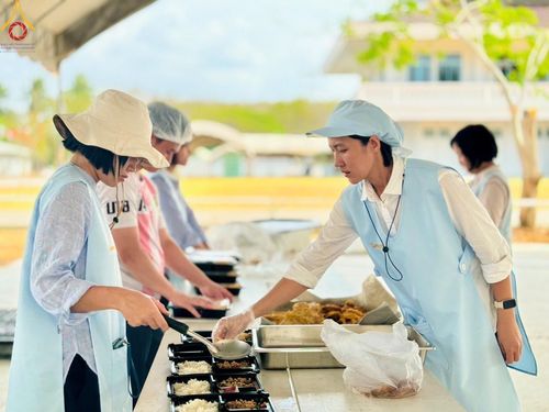 ภาพ No.127535:V.31 ทุ่มเทเพื่อบางกล่ำ การเตรียมงานของเจ้าหน้าที่หน่วยงานต่างๆ  เพื่องานธรรมยาตราอัญเชิญพระบรมสารีริกธาตุ ประดิษฐาน ณ มหารัตนเจดีย์สิริปทุมสวรรค์ (เจดีย์อริยพุทธะ 5 พระองค์) ณ ศูนย์ปฏิบัติธรรมภาคใต้ อ.บางกล่ำ จ.สงขลา ระหว่างวันที่ 9-10 มีนาคม พ.ศ. 2567