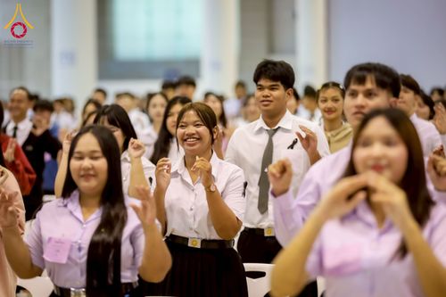 ภาพ No.273229:วันที่ 22 พฤศจิกายน พ.ศ. 2568 การอบรม SUPERVISOR รอบ Final Course โครงการตอบปัญหาธรรมะ "ทางก้าวหน้า" ครั้งที่ 43 ณ ห้องแก้วสารพัดนึก 1 สภาธรรมกายสากล วัดพระธรรมกาย จ.ปทุมธานี