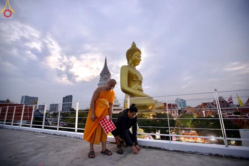 ภาพ No.120931:V.20 เป็นปลื้ม การเตรียมงาน เก็บงาน การรับบุญของเจ้าหน้าที่หน่วยงานต่างๆ เพื่อโครงการธรรมยาตรา กตัญญูบูชา มหาปูชนียาจารย์ พระมงคลเทพมุนี (สด จนฺทสโร) พระผู้ปราบมาร อนุสรณ์สถาน 7 แห่ง ปีที่ 12 ระหว่างวันที่ 2 - 31 มกราคม พ.ศ.2567