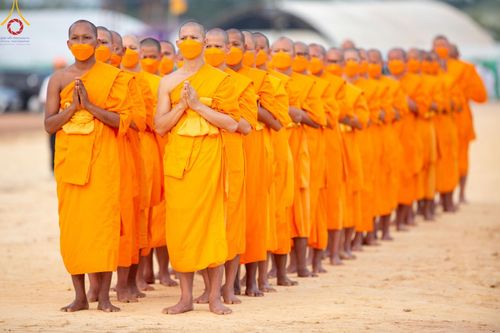 ภาพ No.129429:พิธีประดิษฐานพระบรมสารีริกธาตุ ณ มหารัตนะเจดีย์สิริปทุมสวรรค์ ศูนย์ปฏิบัติธรรมภาคใต้ อ.บางกล่ำ จ.สงขลา วันที่ 10 มีนาคม พ.ศ.2567