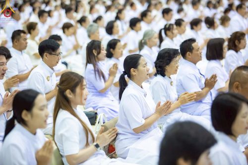 ภาพ No.222852:วันอาทิตย์ต้นเดือนที่ 4 พฤษภาคม พ.ศ. 2568 พิธีบูชาข้าวพระ ณ สภาธรรมกายสากล วัดพระธรรมกาย