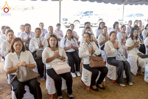 ภาพ No.230239:วันเสาร์ที่ 28 มิถุนายน พ.ศ. 2568 พิธีถวายสังฆทาน 323 วัด 4 จังหวัดชายแดนใต้ ปีที่ 21 ครั้งที่ 178 พิธีมอบกองทุนหนุนแรงใจช่วยครูใต้ ปีที่ 18 ครั้งที่ 142 ณ ศูนย์อบรมเยาวชนจังหวัดปัตตานี