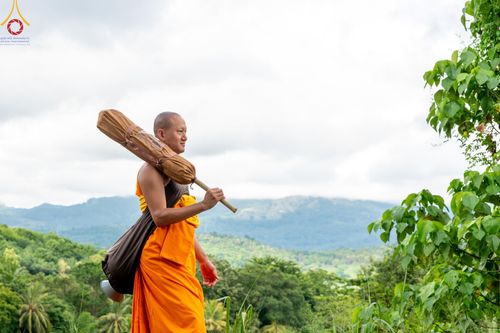 ภาพ No.140768:PhotoStory มหาศรัทธา ธรรมยาตราศรีลังกา EP.4 โครงการสยาม-ลังกา ธรรมยาตรา ฉลองเทศกาลวิสาขบูชาแห่งชาติ ศรีลังกา  บูชาธรรม 80 ปีหลวงพ่อธัมมชโย เส้นทางจาก เมืองดัมบูลลา ไปยัง เมืองมาตะเล  ตั้งแต่วันที่ 17-20 พฤษภาคม พ.ศ. 2567