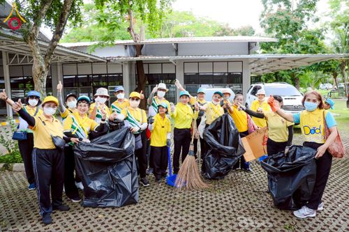 ภาพ No.226806:กิจกรรมจิตอาสาพัฒนา “เราทำความ ดี ด้วยหัวใจ” เนื่องในโอกาสวันพระบาทสมเด็จพระปกเกล้าเจ้าอยู่หัว ณ วัดพระธรรมกาย อ.คลองหลวง จ.ปทุมธานี วันพุธที่ 28 พฤษภาคม พ.ศ. 2568