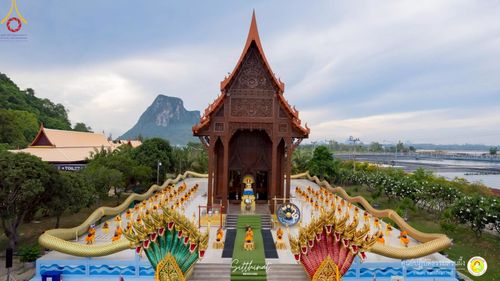 ภาพ No.222232:วันที่ 26-27 เมษายน พ.ศ. 2568 ศูนย์ปฏิบัติธรรมสวนผึ้ง ร่วมกับ ธุดงค์คสถานประจวบคีรีขันธ์ และวัดอ่าวน้อย  จัดกิจกรรมเดินธรรมยาตรา ตักบาตรข้าวสารอาหารแห้ง และจุดประทีปถวายเป็นพุทธบูชา ณ วัดอ่าวน้อย จ.ประจวบคีรีขันธ์