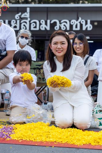 ภาพ No.120099:พิธีต้อนรับพระธรรมยาตรา ในโครงการธรรมยาตรา กตัญญูบูชา มหาปูชนียาจารย์ พระมงคลเทพมุนี(สด จนฺทสโร) พระผู้ปราบมาร อนุสรณ์สถาน 7 แห่ง ปีที่ 12 วันที่ 28 มกราคม พ.ศ. 2567 ณ วัดพระธรรมกาย จ.ปทุมธานี