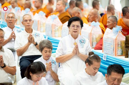 ภาพ No.238906:วันเสาร์ที่ 16 สิงหาคม พ.ศ. 2568 งานบุญประจำปี ครั้งที่ 20 พิธีทักษิณานุปทานแด่บรรพชน ตระกูลผ่องสวัสดิ์และหมู่ญาติที่ล่วงลับไปแล้ว ณ พระมหาเจดีย์ทัตตชีโว ศูนย์อบรมเยาวชนกาญจนบุรี