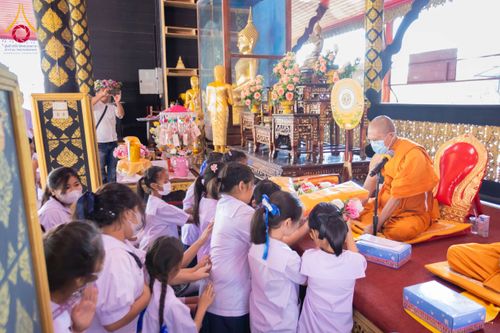 ภาพ No.205104:พิธีทอดผ้าป่าทำนุบำรุงศาสนสถาน ณ วัดบ่อทอง ตำบลคูขวาง อำเภอลาดหลุมแก้ว จังหวัดปทุมธานี ในโครงการธรรมยาตรา กตัญญูบูชา มหาปูชนียาจารย์ พระมงคลเทพมุนี(สด จนฺทสโร) พระผู้ปราบมาร อนุสรณ์สถาน 7 แห่ง ปีที่ 13 วันที่ 30 มกราคม พ.ศ. 2568 