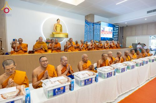 ภาพ No.212514:วันเสาร์ที่ 22 มีนาคม พ.ศ. 2568 พิธีถวายสังฆทานแด่คณะสงฆ์ 323 วัด ปีที่ 21 ครั้งที่ 175 พิธีมอบกองทุนหนุนแรงใจช่วยครูใต้ ปีที่ 18 ครั้งที่ 139 และพิธีทำบุญอุทิศส่วนกุศลให้ผู้วายชนม์ ณ ศูนย์ปฏิบัติธรรมภาคใต้ อำเภอบางกล่ำ จังหวัดสงขลา