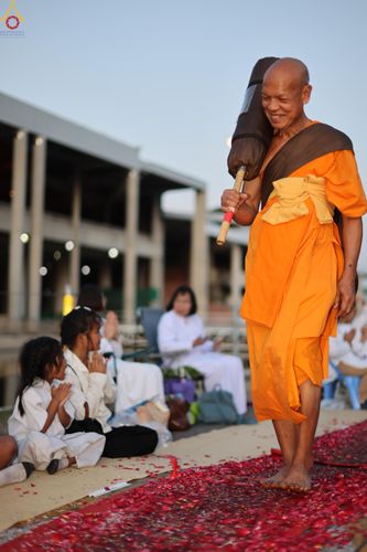 ภาพ No.287108:วันที่ 2 มกราคม พ.ศ.2569 พิธีต้อนรับพระธรรมยาตรา ครั้งที่ 1 (ภาพชุดที่ 2) ณ วัดพระธรรมกาย (วิหารหลวงปู่ - พระมหาธรรมกายเจดีย์)