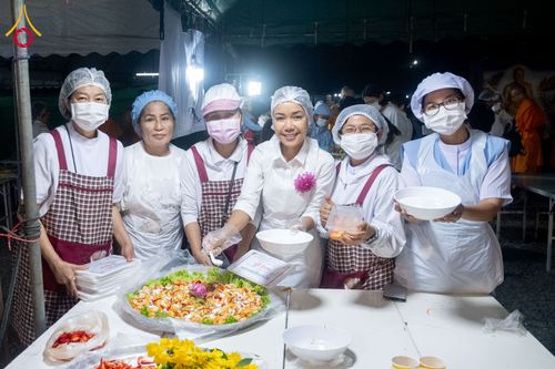 ภาพ No.299094:วันที่ 21 มกราคม พ.ศ. 2569 พิธีถวายภัตตาหารเป็นสังฆทาน แด่พระธรรมยาตรา ณ อนุสรณ์สถานบางปลา วัดบางปลา อำเภอบางเลน จังหวัดนครปฐม ในโครงการธรรมยาตรา กตัญญูบูชา มหาปูชนียาจารย์ พระมงคลเทพมุนี(สด จนฺทสโร) พระผู้ปราบมาร อนุสรณ์สถาน 7 แห่ง ปีที่ 14