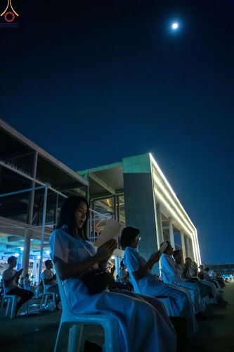 ภาพ No.68602:พิธีสวดมนต์ข้ามปี วันที่ 31 ธันวาคม พ.ศ. 2565 ณ มหารัตนวิหารคด วัดพระธรรมกาย จ.ปทุมธานี