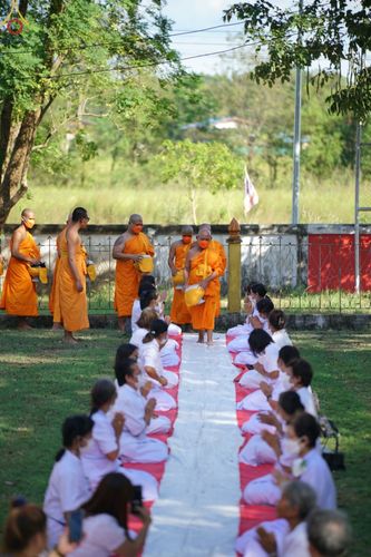ภาพ No.66289:พิธีอุปสมบทวัดรัตนชมภู อ.กบินทร์บุรี จ.ปราจีนบุรี รับบุญจัดงานโดยสำนักการศึกษา เมื่อวันที่ 7 ธันวาคม พ.ศ. 2565