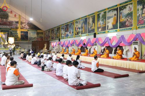 พิธีอุปสมบทวัดไทรใหญ่ อ.ไทรน้อย จ.นนทบุรี รับบุญจัดงานโดย สถาบันพัฒนาเยาวชนโลก เมื่อวันที่ 7 ธันวาคม พ.ศ. 2565