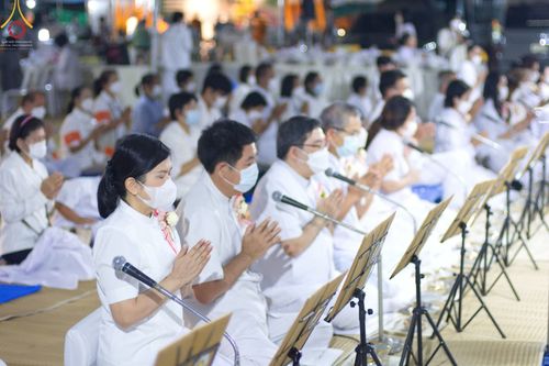 ภาพ No.69892:พิธีถวายภัตตาหารเป็นสังฆทาน แด่คณะพระธรรมยาตราฯ ในโครงการธรรมยาตราฯ ปีที่ 11 ณ อนุสรณ์สถานมหาวิหารพระมงคลเทพมุนี อ.สองพี่น้อง จ.สุพรรณบุรี วันที่ 9 มกราคม พ.ศ. 2566