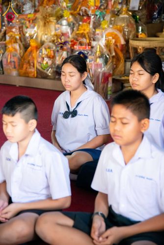 ภาพ No.305073:วันที่ 28 มกราคม พ.ศ. 2569 พิธีทอดผ้าป่าทำนุบำรุงศาสนสถาน ณ วัดเกิดการอุดม อ.คลองหลวง จ.ปทุมธานี ในโครงการธรรมยาตรา กตัญญูบูชา มหาปูชนียาจารย์ พระมงคลเทพมุนี(สด จนฺทสโร) พระผู้ปราบมาร อนุสรณ์สถาน 7 แห่ง ปีที่ 14