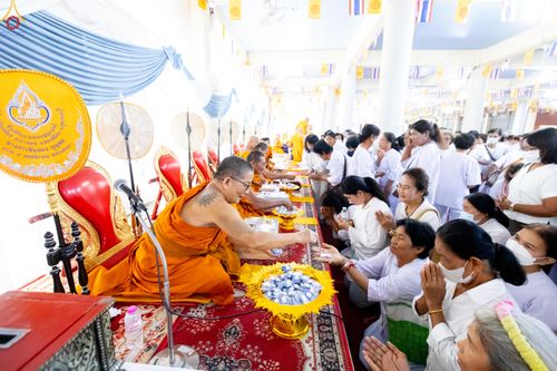 ภาพ No.301298:วันที่ 22 มกราคม พ.ศ. 2569 พิธีทอดผ้าป่าทำนุบำรุงศาสนสถาน ณ วัดใหม่พิบูลย์ผล อ.สองพี่น้อง จ.สุพรรณบุรี ในโครงการธรรมยาตรา กตัญญูบูชา มหาปูชนียาจารย์ พระมงคลเทพมุนี(สด จนฺทสโร) พระผู้ปราบมาร อนุสรณ์สถาน 7 แห่ง ปีที่ 14