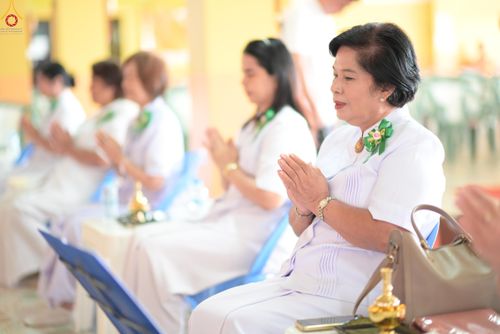 ภาพ No.291218:วันที่ 9 มกราคม พ.ศ. 2569 พิธีทอดผ้าป่าทำนุบำรุงศาสนสถาน ณ วัดนาราภิรมย์ อ.บางเลน จ.นครปฐม ในโครงการธรรมยาตรา กตัญญูบูชา มหาปูชนียาจารย์ พระมงคลเทพมุนี(สด จนฺทสโร) พระผู้ปราบมาร อนุสรณ์สถาน 7 แห่ง ปีที่ 14