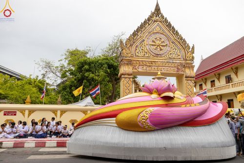 ภาพ No.128269:พิธีอัญเชิญพระบรมสารีริกธาตุ " ใจกลางเมืองนครหาดใหญ่ " เพื่อประดิษฐาน ณ มหารัตนเจดีย์สิริปทุมสวรรค์ (เจดีย์อริยพุทธะ 5 พระองค์) ศูนย์ปฏิบัติธรรมภาคใต้ อ.บางกล่ำ จ.สงขลา  วันที่ 9 มีนาคม พ.ศ.2567 (ชุดที่ 1)