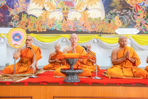 ภาพ No.162801:โครงการกฐินสามัคคีทั่วไทย 30,000 วัด บูชาธรรม 80 ปี หลวงพ่อธัมมชโย โดย คณะศิษยานุศิษย์วัดพระธรรมกาย ณ วัดโบสถ์บน จ.นนทบุรี วันที่ 19 ตุลาคม พ.ศ. 2567