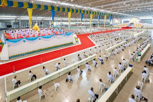 ภาพ No.235643:วันอาทิตย์ที่ 27 กรกฎาคม พ.ศ. 2568 พิธีจุดเทียนใจ ไฟนิรันด์ อนันตชัย ณ วัดพระธรรมกาย จ.ปทุมธานี