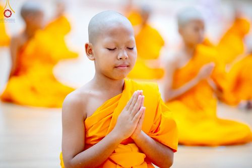 ภาพ No.215843:วันเสาร์ที่ 5 เมษายน พ.ศ. 2568 พิธีขอบรรพชา พิธีขอสรณคมน์และศีล  พิธีขอนิสสัย พิธีถวายบาตร ในโครงการบรรพชาสามเณรฟื้นฟูพระพุทธศาสนาทั่วไทย , โครงการหน่อแก้วเปรียญธรรม รุ่นที่ 13 ,  โครงการสามเณรยุวธรรมทายาท รุ่นที่ 33 , โครงการสามเณรมัชฌิมธรรมทายาท รุ่นที