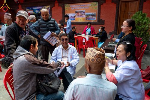 ภาพ No.209842:วันที่ 28 กุมภาพันธ์ พ.ศ.2568 พิธีเปิดโครงการบวชสามเณร พิธีถวายไทยธรรม พิธีขอขมามอบผ้าไตร  ณ เมืองปาตัน ประเทศเนปาล