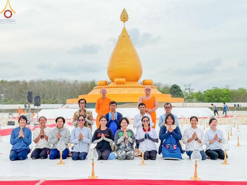 ภาพ No.128709:V.33 รวมพลังเพื่อบางกล่ำ การเตรียมงานของเจ้าหน้าที่หน่วยงานต่างๆ เพื่องานธรรมยาตราอัญเชิญพระบรมสารีริกธาตุ ประดิษฐาน ณ มหารัตนเจดีย์สิริปทุมสวรรค์ (เจดีย์อริยพุทธะ 5 พระองค์) ศูนย์ปฏิบัติธรรมภาคใต้ อ.บางกล่ำ จ.สงขลา ระหว่างวันที่ 9-10 มีนาคม พ.ศ. 2567