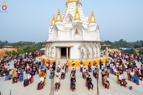 ภาพ No.127668:Photo Story ปฐมบรรพชาชาวพุทธมาร์มา Episode 2/5 วันที่ 6-7 กุมภาพันธ์ พ.ศ. 2567  โครงการบรรพชาครั้งประวัติศาสตร์ แห่งเทือกเขาจิตตะกอง  ครั้งแรกของชาวพุทธมาร์มา บังกลาเทศ บูชาธรรม 80 ปีหลวงพ่อธัมมชโย ณ วัดธัมจักร อรัญกุฏิ เมืองรัมการ์ คาร์กาชารี บังกลาเทศ