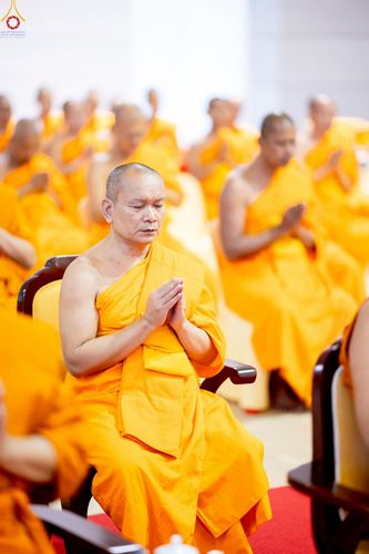 ภาพ No.233840:วันเสาร์ที่ 19 กรกฎาคม พ.ศ.2568 วันมหารำลึก ครั้งที่ 35 พิธีรำลึกถึงนักสร้างบารมี , พิธีสวดพระพุทธมนต์ , พิธีทอดผ้าบังสกุลและถวายไทยธรรม วัดพระธรรมกาย