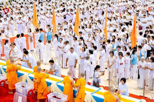 ภาพ No.259897:วันอาทิตย์ที่ 5 ตุลาคม พ.ศ. 2568 สัมมนาพิเศษ "จากกฐินวัดพระธรรมกาย สู่กฐินทั่วไทย 30,000 วัด" ณ สภาธรรมกายสากล วัดพระธรรมกาย