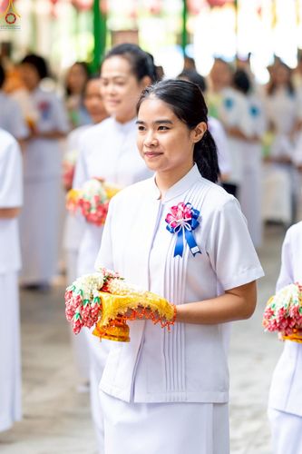 ภาพ No.227434:วันเสาร์ที่ 31 พฤษภาคม พ.ศ. 2568 พิธีเวียนประทักษิณรอบพระอุโบสถ ในพิธีอุปสมบท สามเณรเตรียม DCI รุ่นที่ 22 ณ อุโบสถพระไตรปิฎก วัดพระธรรมกาย