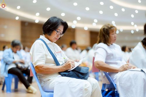 ภาพ No.242312:วันที่ ๒๙ - ๓๑ สิงหาคม พ.ศ. ๒๕๖๘ สัมมนารวมใจผู้นำบุญ บูชาธรรม ๘๑ ปี  หลวงพ่อธัมมชโย รุ่นที่ ๒ กฐินสามัคคีทั่วไทย ๓๐,๐๐๐ วัด โครงการอุปสมบทบูชาธรรมมหาปูชนียาจารย์  ๓,๐๐๐ รูป