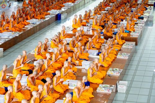 ภาพ No.247455:วันจันทร์ที่ 22 กันยายน พ.ศ. 2568 (วันพระ แรม 15 ค่ำ เดือน 10) พิธีบุพเปตพลี ครั้งที่ 170 ร่วมอุทิศบุญแด่หมู่ญาติที่ล่วงลับไปแล้ว และสืบทอดอายุพระพุทธศาสนา ณ หอฉันคุณยายอาจารย์ฯ วัดพระธรรมกาย