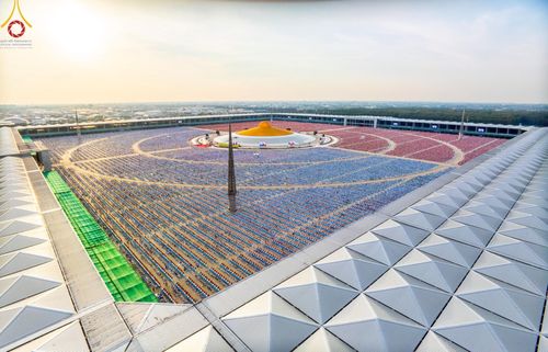 ภาพ No.221632:วันอังคารที่ 22 เมษายน พ.ศ. 2568 ภาพพิธีถวายมหาสังฆทานคณะสงฆ์ 40,000 กว่าวัดทั่วประเทศ เนื่องในวันคุ้มครองโลก ชุดที่ 2 (ปลื้มให้สมการรอคอย) ณ ลานธรรมพระมหาธรรมกายเจดีย์ วัดพระธรรมกาย