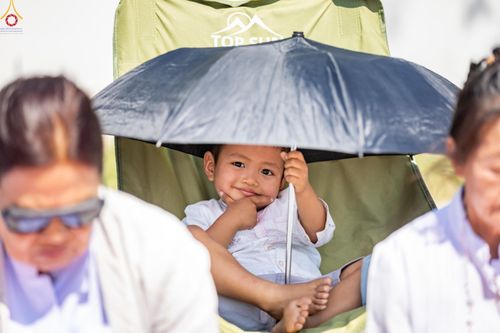 ภาพ No.304065:วันที่ 25 มกราคม พ.ศ. 2569 พิธีต้อนรับพระธรรมยาตรา  รร.สามัคคีราษฏร์บำรุง-วัดพระธรรมกาย ในโครงการธรรมยาตรา กตัญญูบูชา มหาปูชนียาจารย์ พระมงคลเทพมุนี(สด จนฺทสโร) พระผู้ปราบมาร อนุสรณ์สถาน 7 แห่ง ปีที่ 14