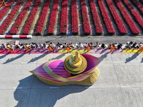 ภาพ No.279622:วันที่ 2 มกราคม พ.ศ.2569 พิธีต้อนรับพระธรรมยาตรา ครั้งที่ 1 ณ วัดพระธรรมกาย (วิหารหลวงปู่ - พระมหาธรรมกายเจดีย์)