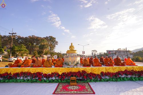 ภาพ No.281371:วันเสาร์ที่ 27 ธันวาคม พ.ศ.2568 พิธีตักบาตรพระ ๑,๐๐๐ รูป   เพื่อความเป็นสิริมงคลแก่ชีวิตและแผ่นดินไทย  มหากุศลครั้งยิ่งใหญ่แห่งปี ส่งท้ายปีเก่า ต้อนรับปีใหม่  ณ ถนนหน้าที่ว่าการอำเภอภูเรือ จังหวัดเลย