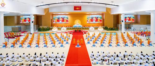 ภาพ No.318596:วันอาทิตย์ต้นเดือนที่ 5 เมษายน พ.ศ.2569 พิธีทอดผ้าป่าสมทบมหาสังฆทาน 40,000 กว่าวัดทั่วประเทศ ณ สภาธรรมกายสากล วัดพระธรรมกาย