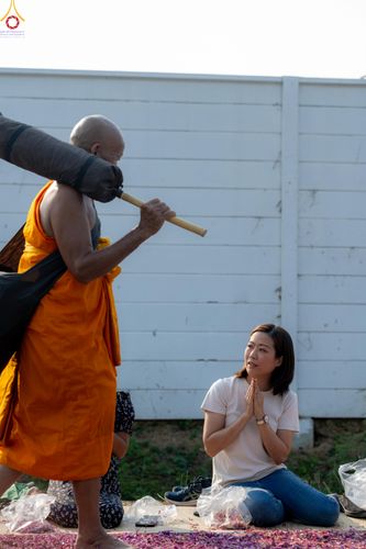 ภาพ No.299461:วันที่ 18 มกราคม พ.ศ. 2569 พิธีต้อนรับพระธรรมยาตรา ณ อนุสรณ์สถานลำดับที่ 5 สถานที่เผยแผ่วิชชาธรรมกายครั้งแรก อนุสรณ์สถานบางปลา วัดบางปลา อำเภอบางเลน จังหวัดนครปฐม ในโครงการธรรมยาตรา กตัญญูบูชา มหาปูชนียาจารย์ พระมงคลเทพมุนี(สด จนฺทสโร) พระผู้ปราบมาร อนุส