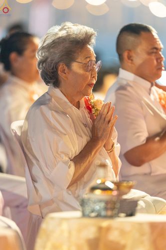 ภาพ No.324153:วันที่ 22 เมษายน พ.ศ.2569 (วันคุ้มครองโลก) พิธีถวายมหาสังฆทาน 40,000 กว่าวัดทั่วประเทศ ณ ลานธรรม พระมหาธรรมกายเจดีย์ วัดพระธรรมกาย