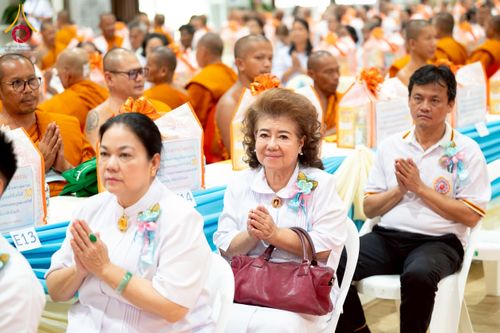 ภาพ No.238866:วันเสาร์ที่ 16 สิงหาคม พ.ศ. 2568 งานบุญประจำปี ครั้งที่ 20 พิธีทักษิณานุปทานแด่บรรพชน ตระกูลผ่องสวัสดิ์และหมู่ญาติที่ล่วงลับไปแล้ว ณ พระมหาเจดีย์ทัตตชีโว ศูนย์อบรมเยาวชนกาญจนบุรี