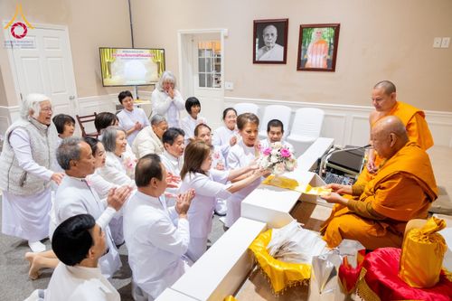 ภาพ No.135514:พิธีเจริญพระพุทธมนต์สมโภช แก้วบรมจักรพรรดิรัตนอนันต์ สถาปนาอาคารปฏิบัติธรรม แก้วธรรมชัยรัตนอนันต์ บูชาธรรมเนื่องในโอกาสอายุวัฒนมงคล 80 ปี หลวงพ่อธัมมชโย (22 เมษายน พ.ศ. 2567) วันพุธที่ 3 เมษายน พ.ศ. 2567 ณ วัดพระธรรมกายเทนเนสซี ประเทศสหรัฐอเมริกา