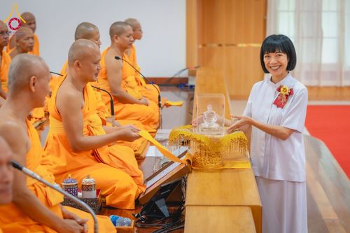 ภาพ No.164415:กฐินครบรอบ 11 ปี สถาปนาหมู่บ้านบรรลุธรรม ศูนย์ปฏิบัติธรรมนครราชสีมา วันอาทิตย์ที่ 20 ตุลาคม พ.ศ. 2567