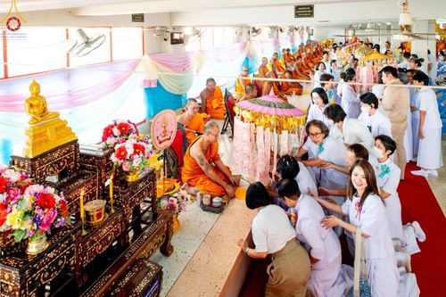 ภาพ No.200538:พิธีทอดผ้าป่าทำนุบำรุงศาสนสถาน ณ วัดรางกำหยาด ตำบลบางภาษี อำเภอบางเลน จังหวัดนครปฐม ในโครงการธรรมยาตรา กตัญญูบูชา มหาปูชนียาจารย์ พระมงคลเทพมุนี(สด จนฺทสโร) พระผู้ปราบมาร อนุสรณ์สถาน 7 แห่ง ปีที่ 13 วันที่ 22 มกราคม พ.ศ. 2568