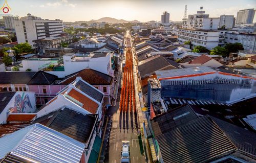 ภาพ No.248763:วันที่ 20 กันยายน พ.ศ. 2568 พิธีอัญเชิญรูปหล่อหลวงปู่วัดปากน้ำ ภาษีเจริญ จากวัดมงคลนิมิตร พระอารามหลวง เพื่อประดิษฐาน ณ วิหารพระมงคลเทพมุนี (สด จนฺทสโร)  ศูนย์ปฏิบัติธรรมภูเก็ต จ.ภูเก็ต