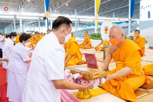 ภาพ No.80565:พิธีถวายทุนสนับสนุนการสร้าง พระไตรปิฎกฉบับธรรมชัย วันเสาร์ที่ 29 เมษายน พ.ศ. 2566 ณ สภาธรรมกายสากล วัดพระธรรมกาย